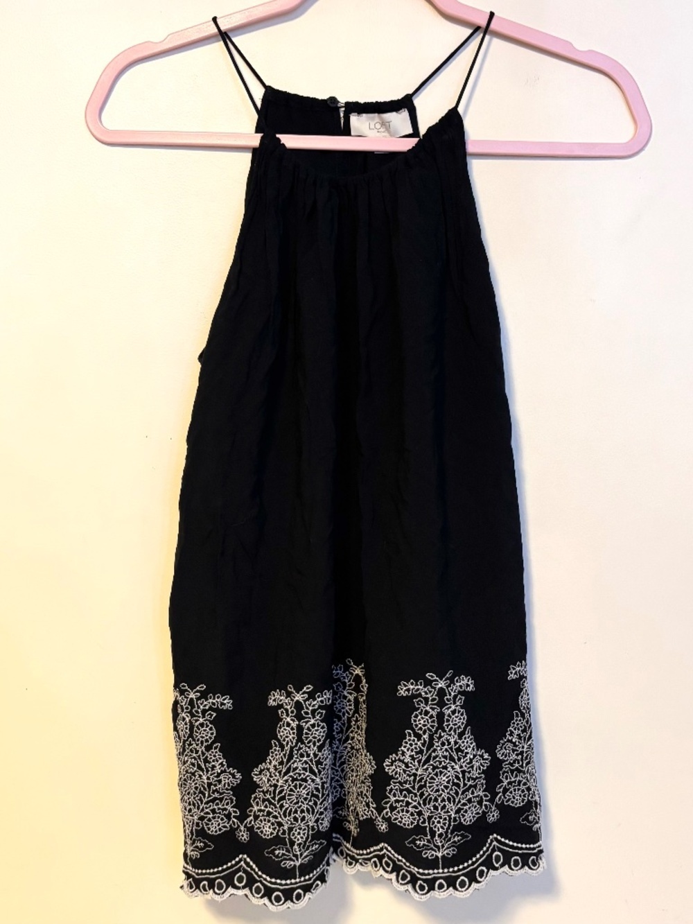 LOFT High Neck Embroidered Sleeveless Cami Tank Top Black White Womens Small